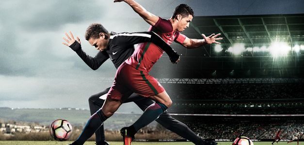 Cristiano Ronaldo sufre un "cambiazo" en el nuevo spot de Nike para la Eurocopa