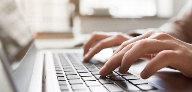 La inmediatez y la presión por monetizar contenidos: los enemigos del periodismo actual