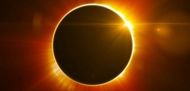 7 marcas que trataron de brillar en el eclipse