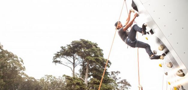 La campaña de The North Face que lanza una indirecta a Donald Trump