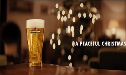 La Navidad y sus eventos no controlados protagonizan este hilarante spot de Heineken