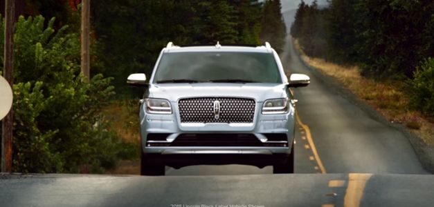 Matthew McConaughey protagoniza un avez más la campaña de Lincoln Navigator
