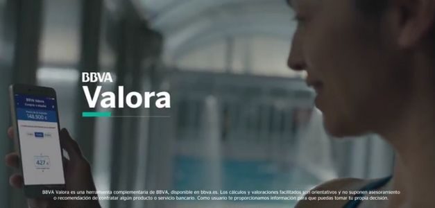 La nueva campaña de DDB para BBVA Valora muestra sus últimas funcionalidades