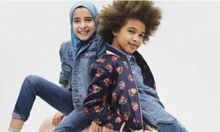 GAP recibe aplausos por su nueva campaña que pone en escena el hijab