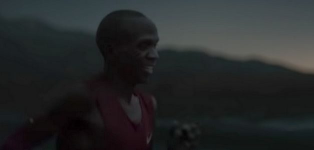 Nike rinde homenaje a Eliud Kipchoge, el atleta que ha roto todos los récords de la maratón