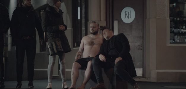 Parodia de "Meet Graham" sobre la vanidad de los publicitarios los deja al descubierto