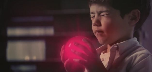 La campaña de Navidad en Colombia empezó en Halloween con Claro y DDB