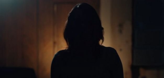 "Excluida", el juego que mete al público en la piel de una mujer en riesgo de exclusión