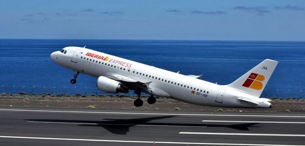 Iberia lanza una tentadora campaña para agasajar a los padres