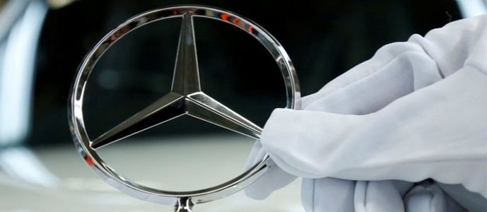 Mercedes-Benz saca partido a su amplio alcance en las redes sociales para arrollar al coronavirus