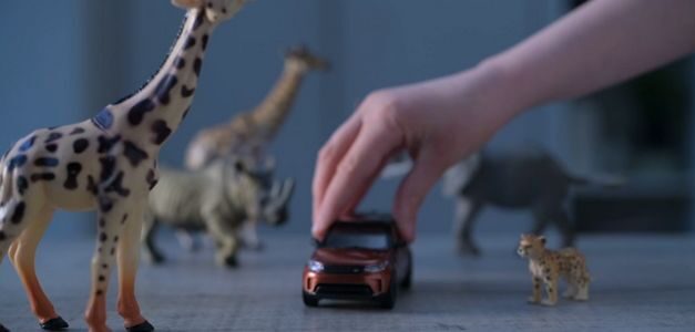 La creativa nueva normalidad de 5 marcas de coches y una de motos