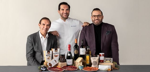 Llega la Navidad y Correos propone celebrarla con la cesta de Correos Market