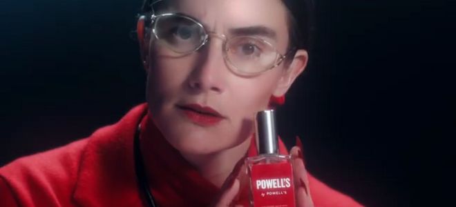 Se hace realidad el primer perfume para bibliófilos gracias a Powell's