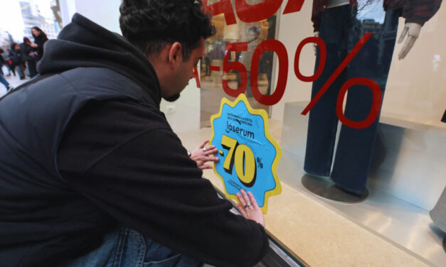 Láserum y la agencia Fácil lanzan una ingeniosa campaña de "guerrilla" para liderar las rebajas de enero