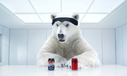 “The Choice”: El audaz spot de Taika Waititi que pone al oso polar a elegir Pepsi Zero Sugar
