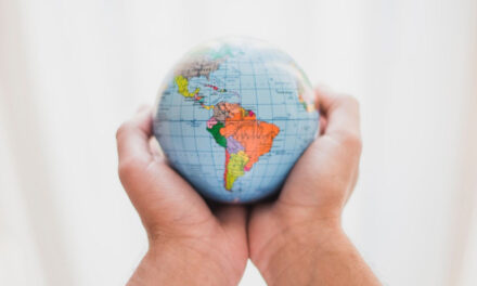 Connected TV se consolida en LATAM: México y Brasil encabezan la inversión publicitaria mundial según EXTE